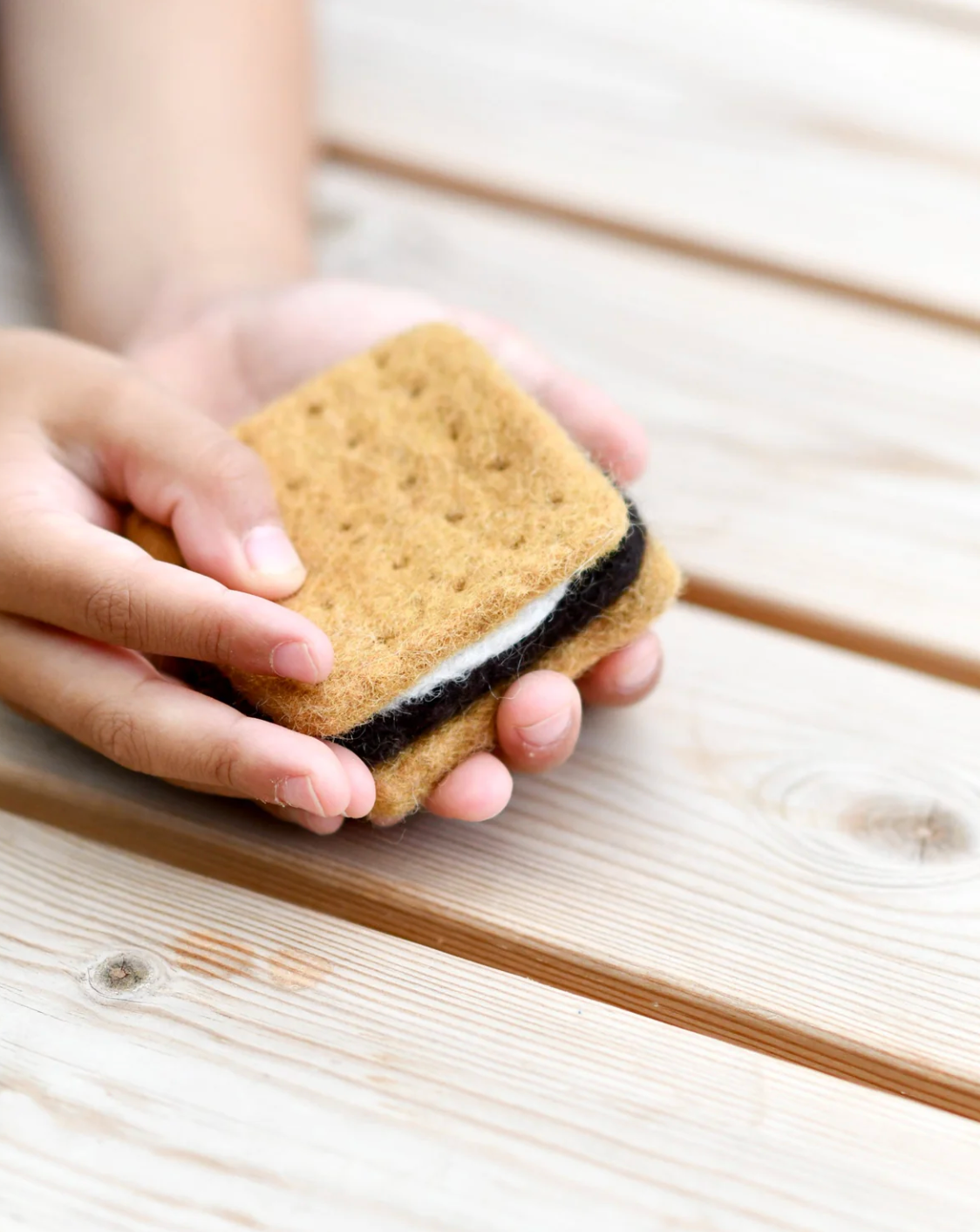 PREORDER: Felt S'more (Smore) - Tara Treasures