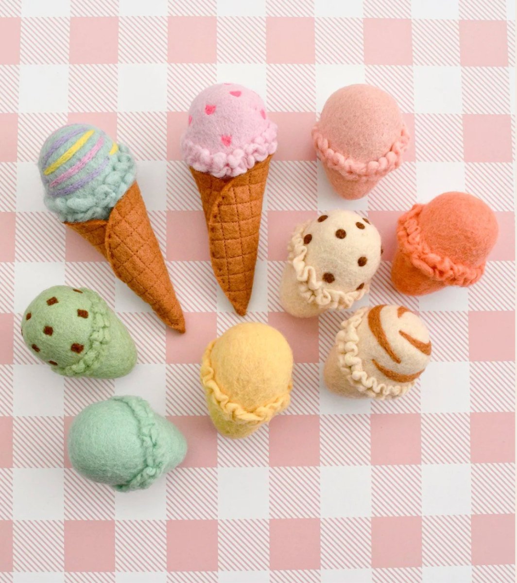 Felt Ice Cream Set - Waffle Cones and 9 Ice Cream Scoops | Tara Treasures