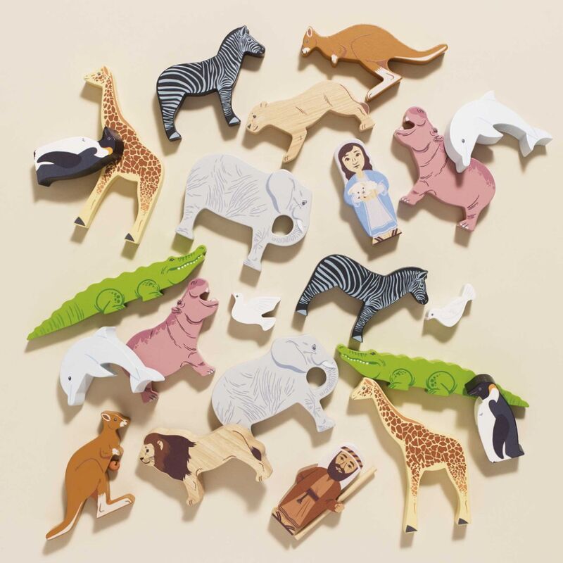 Noah's Great Wooden Ark & Animals - 23 Piece | Le Toy Van