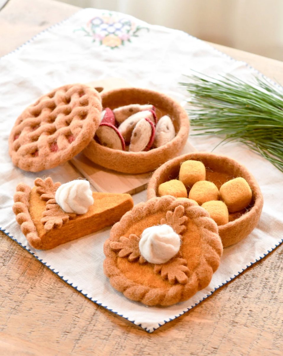 PREORDER: Felt Pumpkin Pie Slice - Tara Treasures
