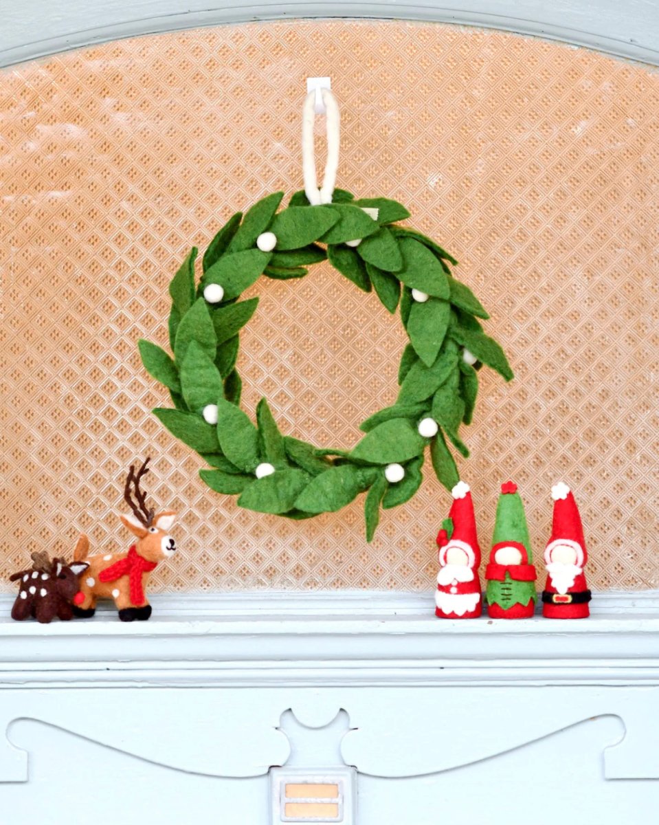 Christmas Wreath with White Berries - Tara Treasures