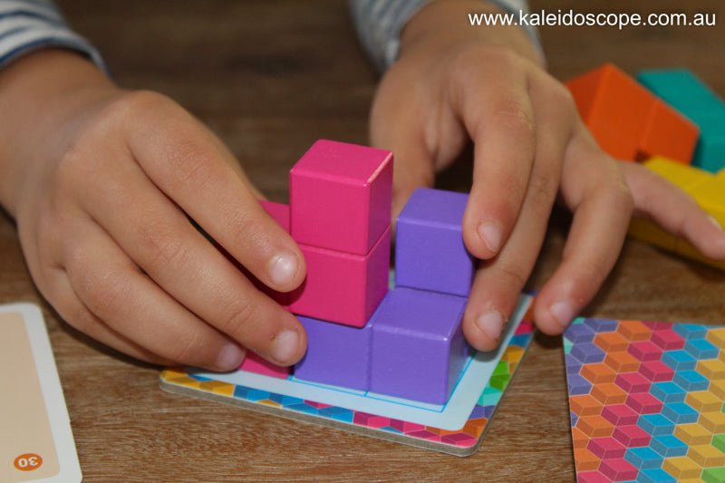 Cubissimo Sologic Game with 60 challenges - Djeco