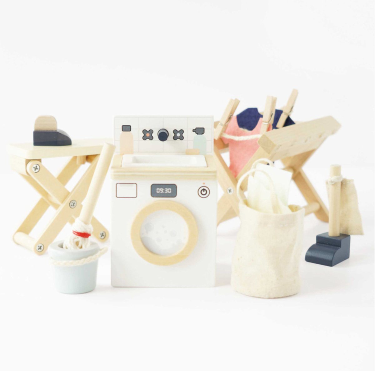 Daisylane Laundry Room Set - Le Toy Van