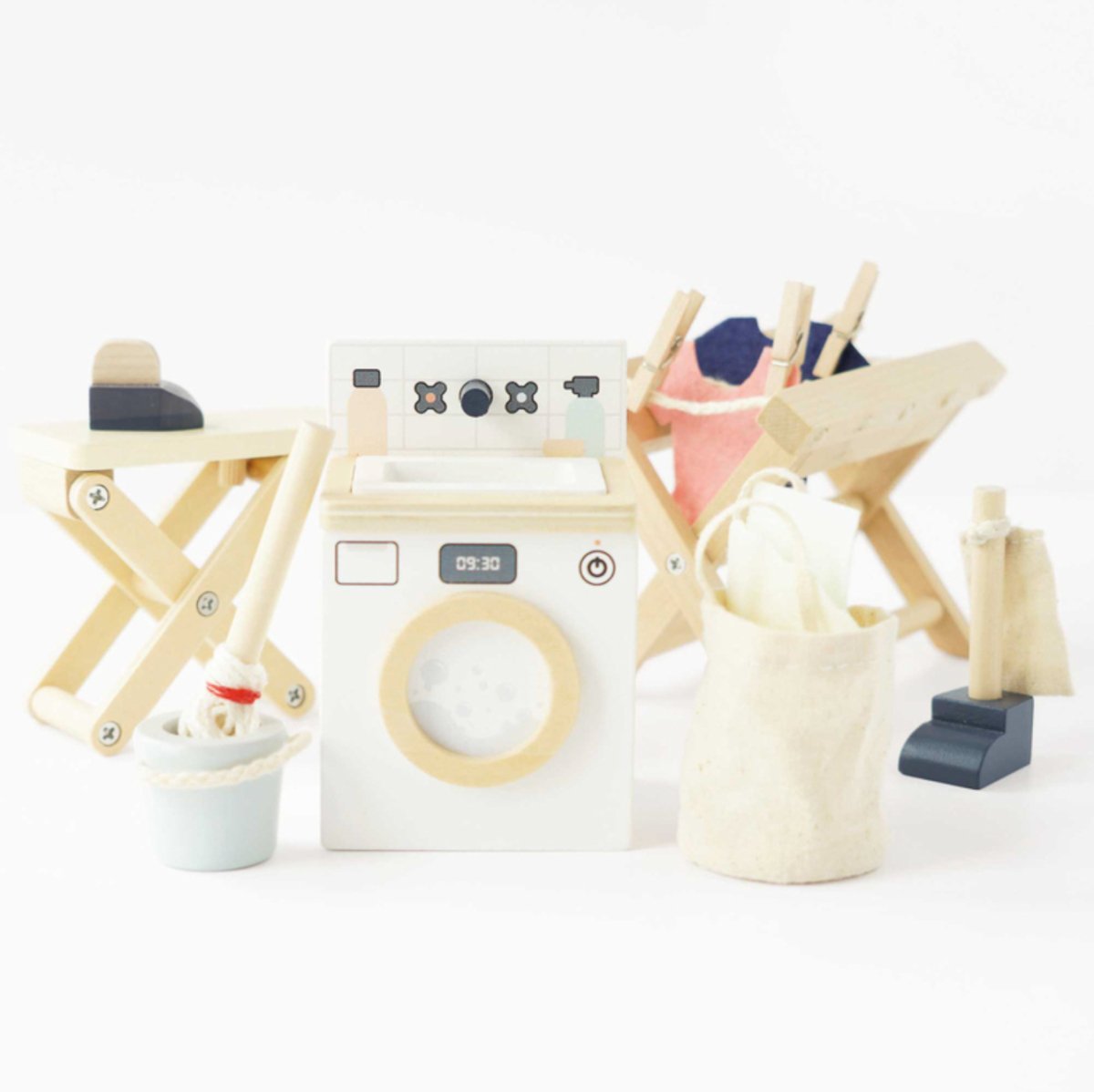 Daisylane Laundry Room Set - Le Toy Van