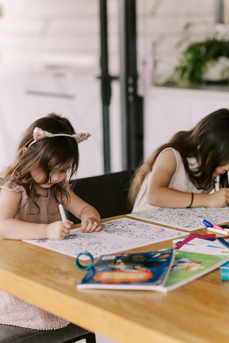 DinoRoar - Hey Doodle Classic Reusable Silicone Colouring Mat