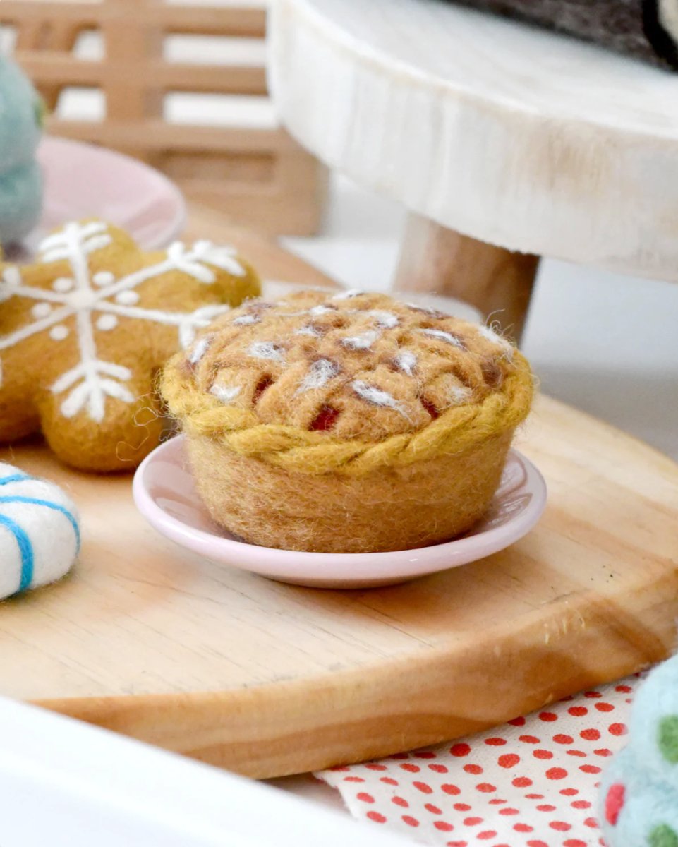 Felt Lattice Apple Pie - Tara Treasures