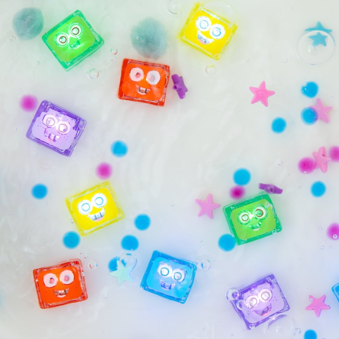 Glo Pals - Water Activated Light Up Cubes