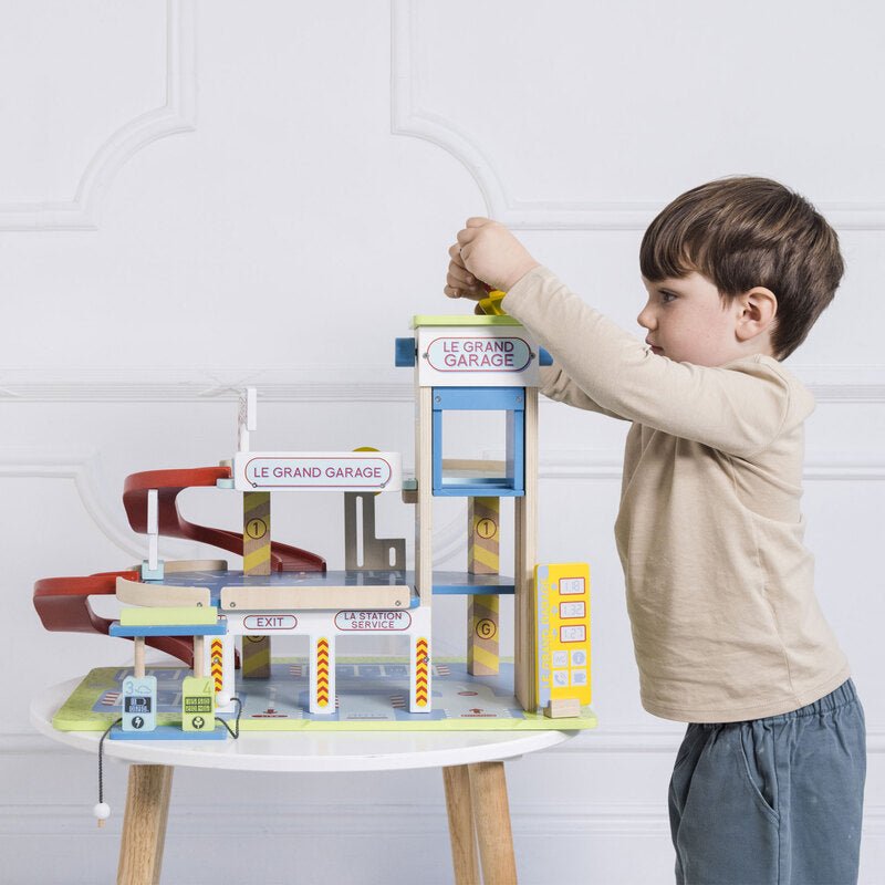 Le Grand Wooden Garage - Le Toy Van