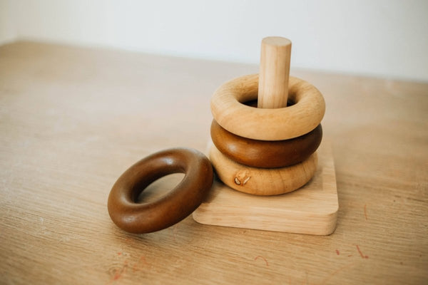 QToys - Baby Wooden Rings Stacker - Montessori Toys – Bean and Sprouts Toys