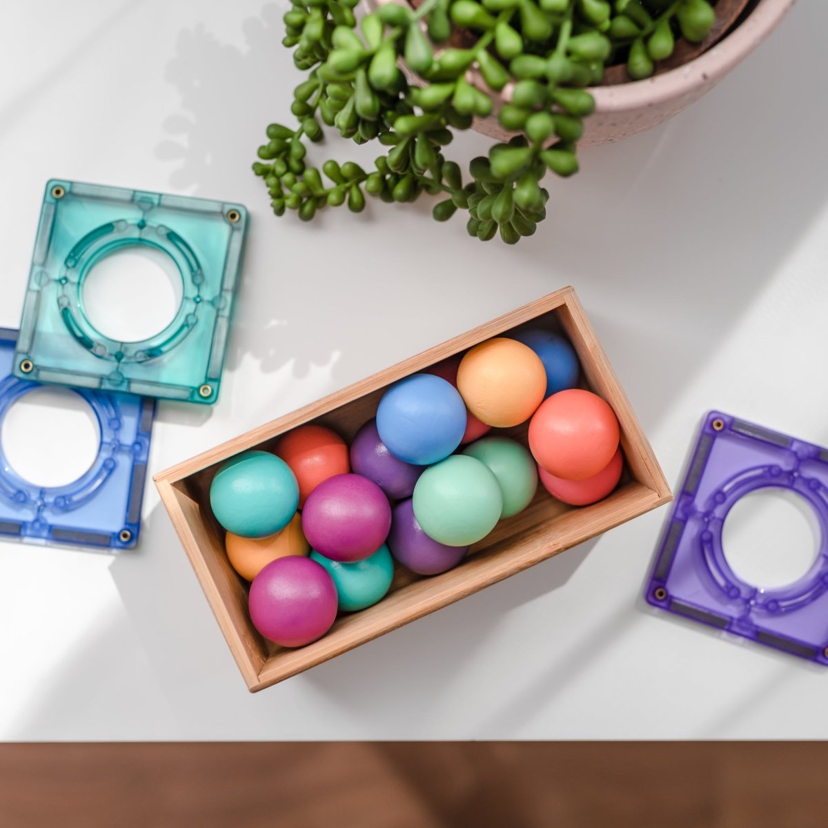 Pastel Ball Pack 16 pc - Connetix Tiles