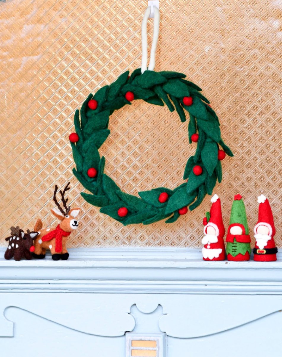 PREORDER: Christmas Wreath with Red Berries - Tara Treasures