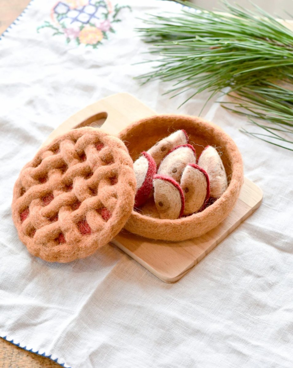 PREORDER: Felt Apple Pie Play Food Set - Tara Treasures