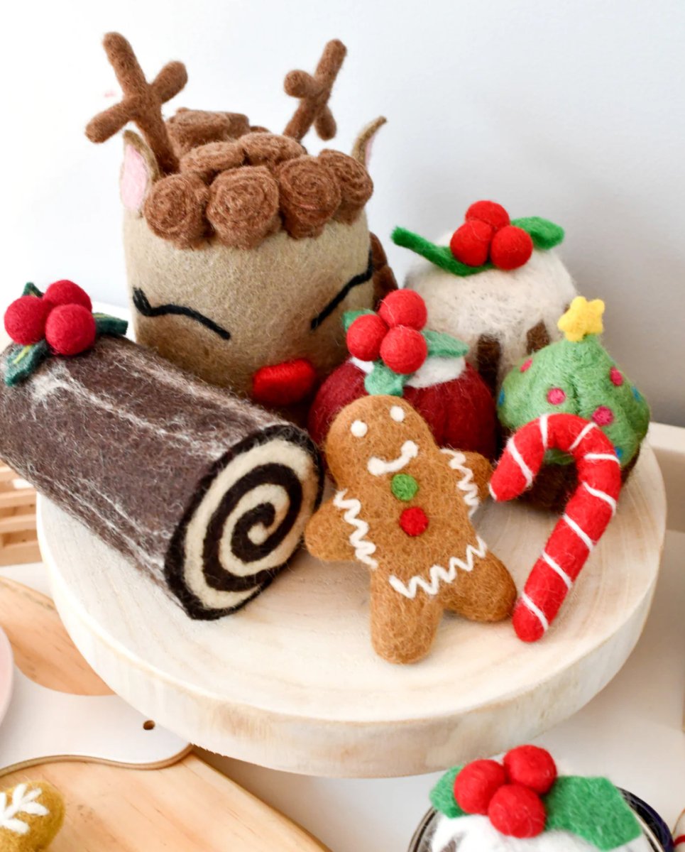 PREORDER: Felt Christmas Reindeer Cake | Tara Treasures