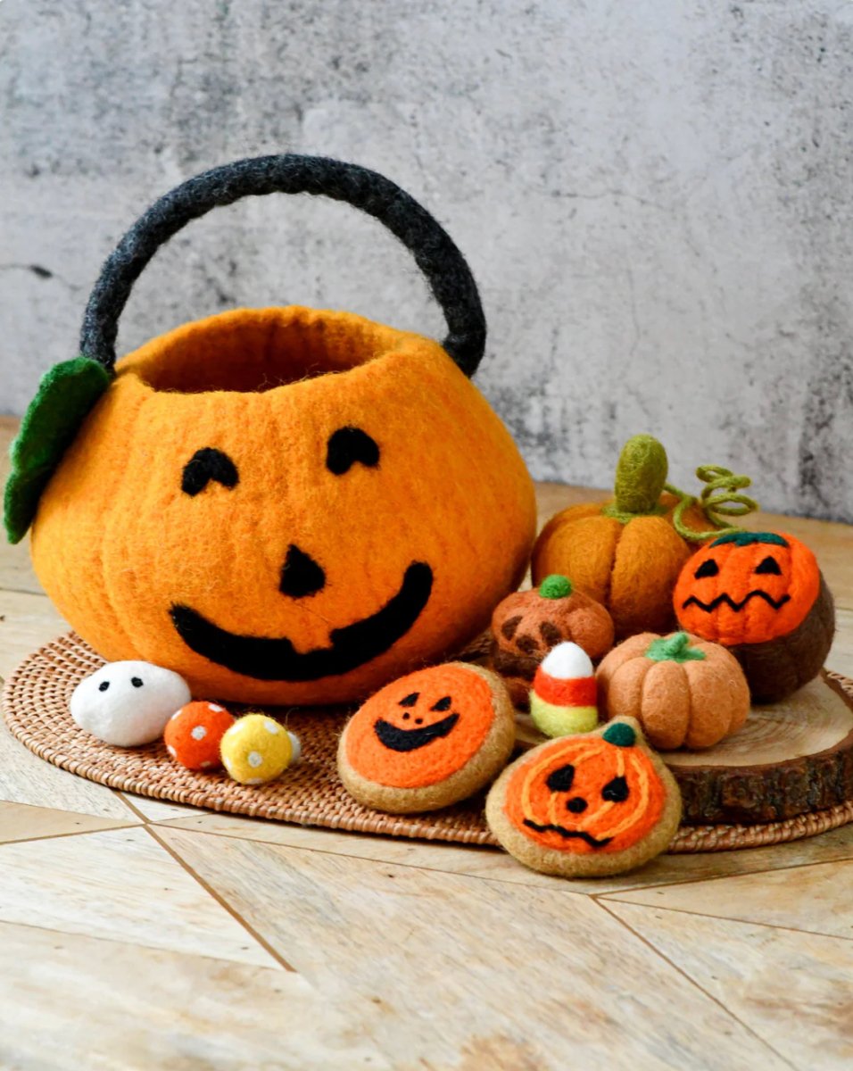 PREORDER: Felt Jack O' Lantern Pumpkin (Trick or Treat) Grazing Set - Tara Treasures