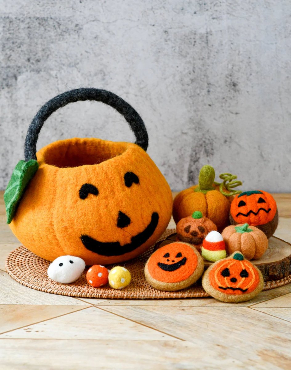 PREORDER: Felt Jack O' Lantern Pumpkin (Trick or Treat) Grazing Set - Tara Treasures