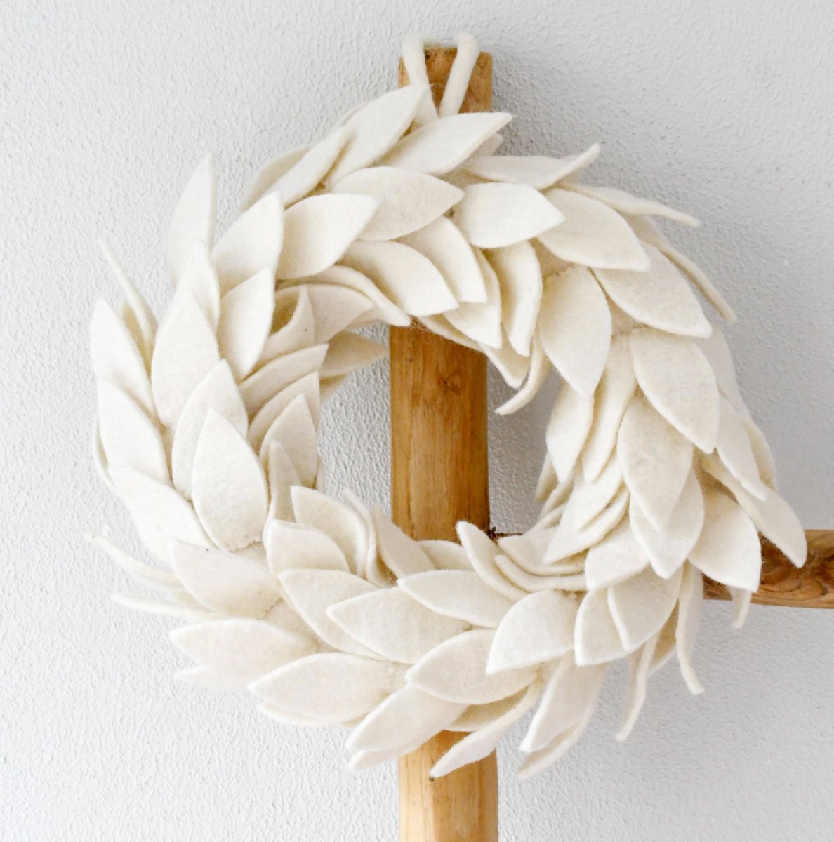 PREORDER: Felt Leaves Wreath (White) - Tara Treasures