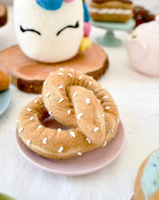 PREORDER: Felt Soft Pretzel - Tara Treasures