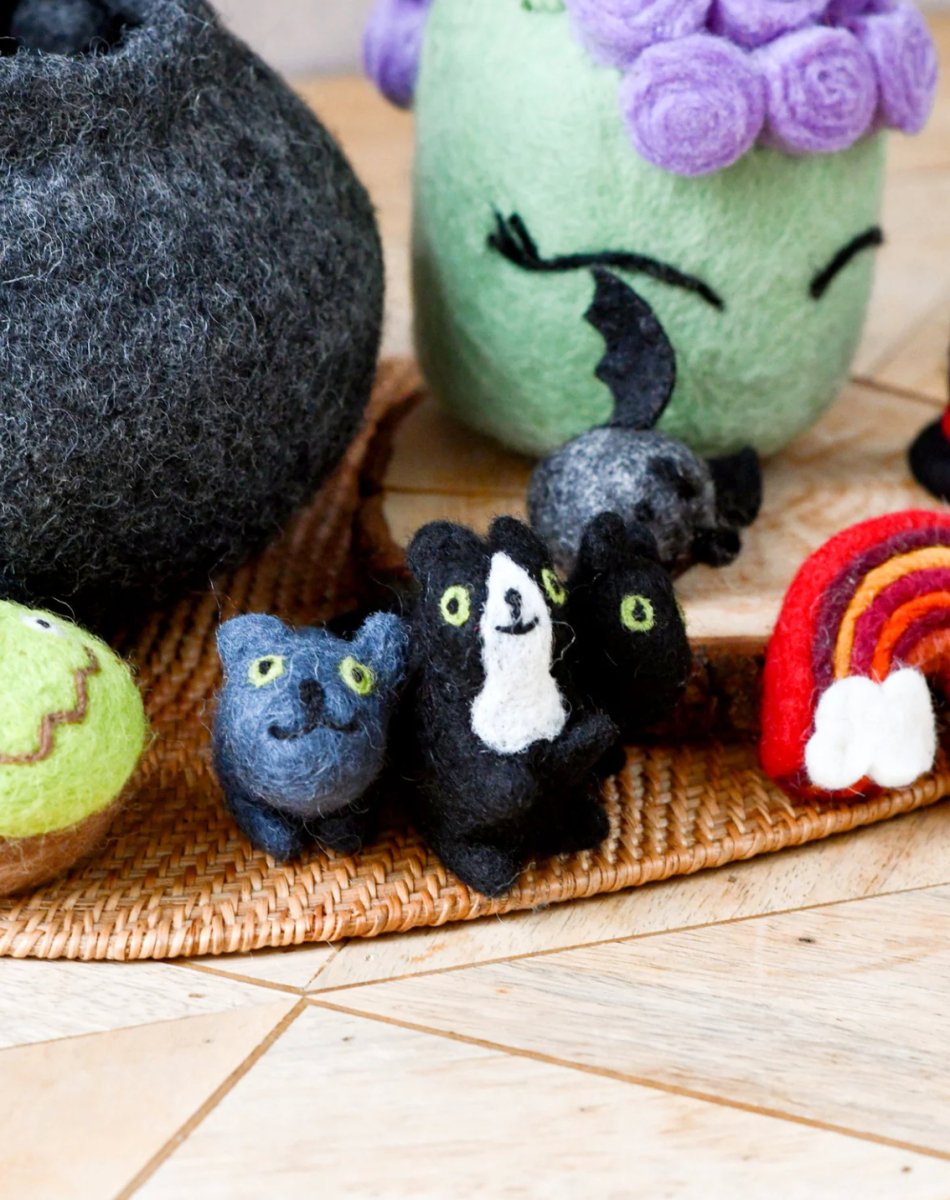 PREORDER: Felt Witch (Trick or Treat) Grazing Set - Tara Treasures