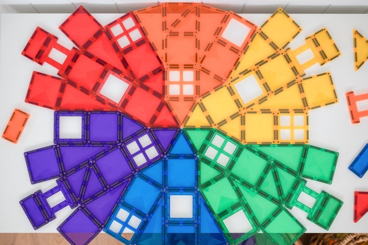 Rainbow Creative Pack 102 Piece | Connetix Tiles