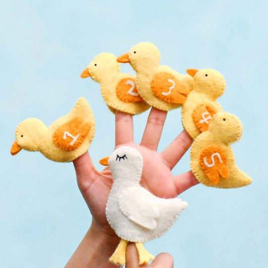 Tara Treasures | Five Little Ducks Finger Puppet Set