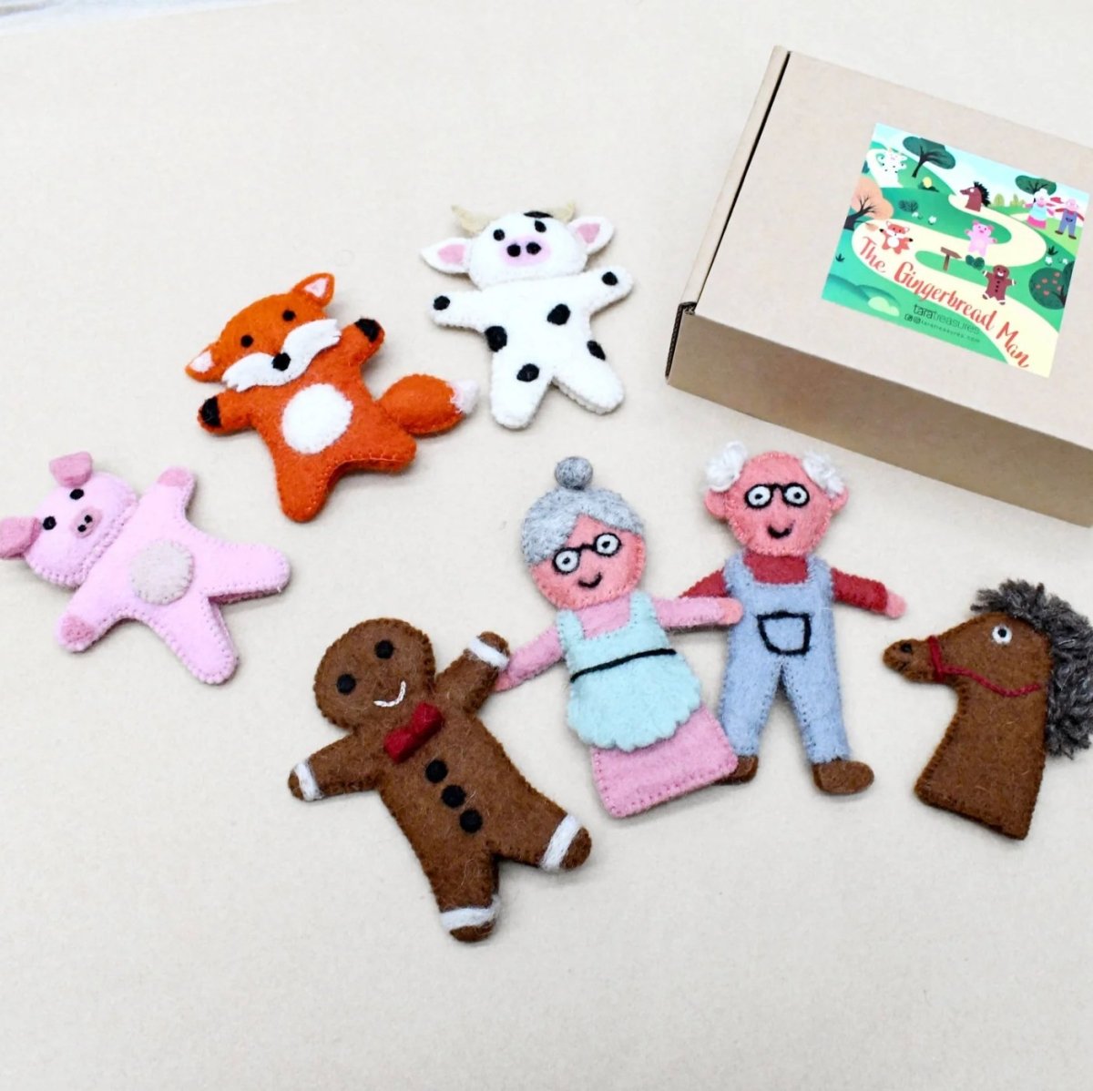 Tara Treasures | Gingerbread Man Story Finger Puppet Set