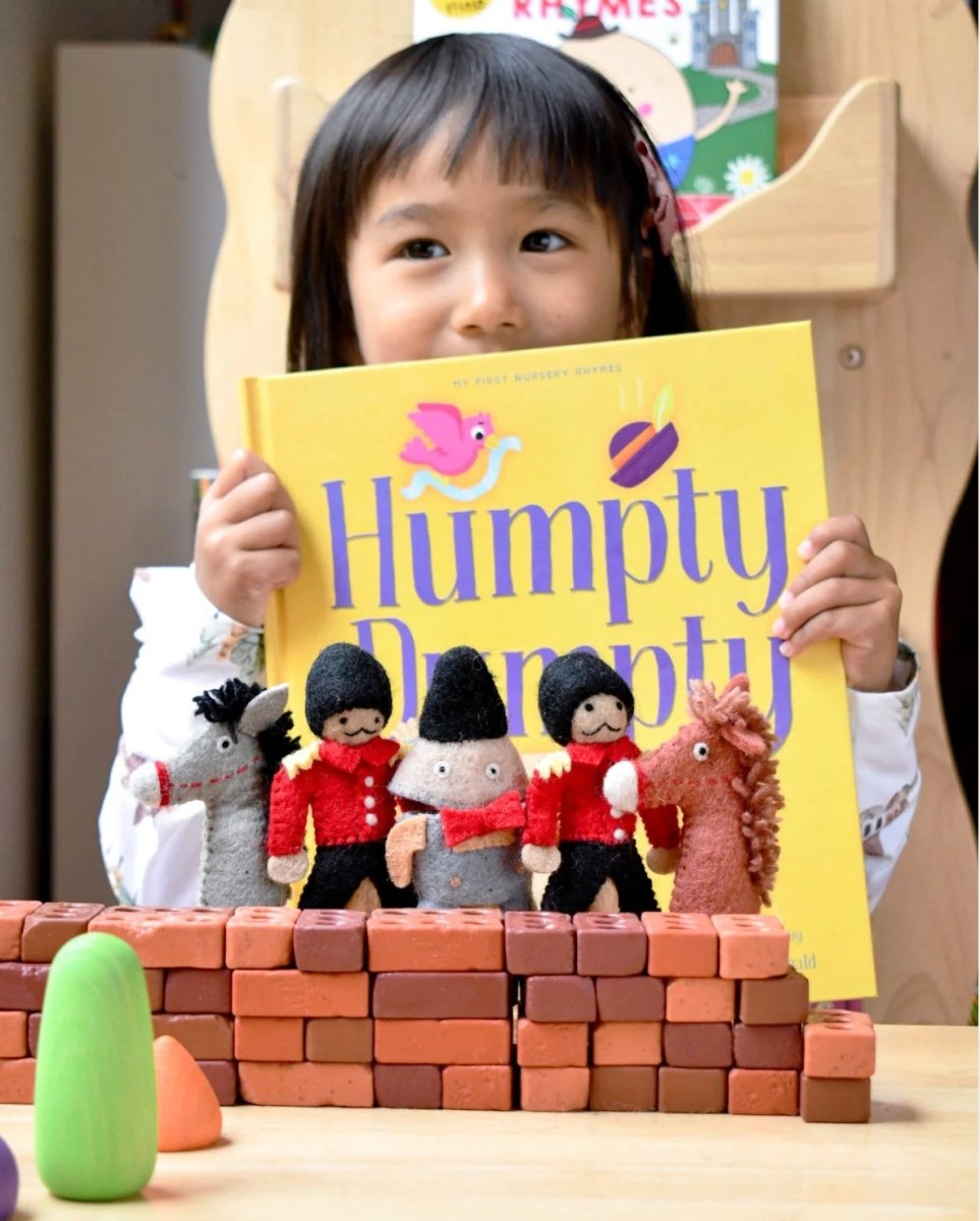 Tara Treasures | Humpty Dumpty Finger Puppet Set