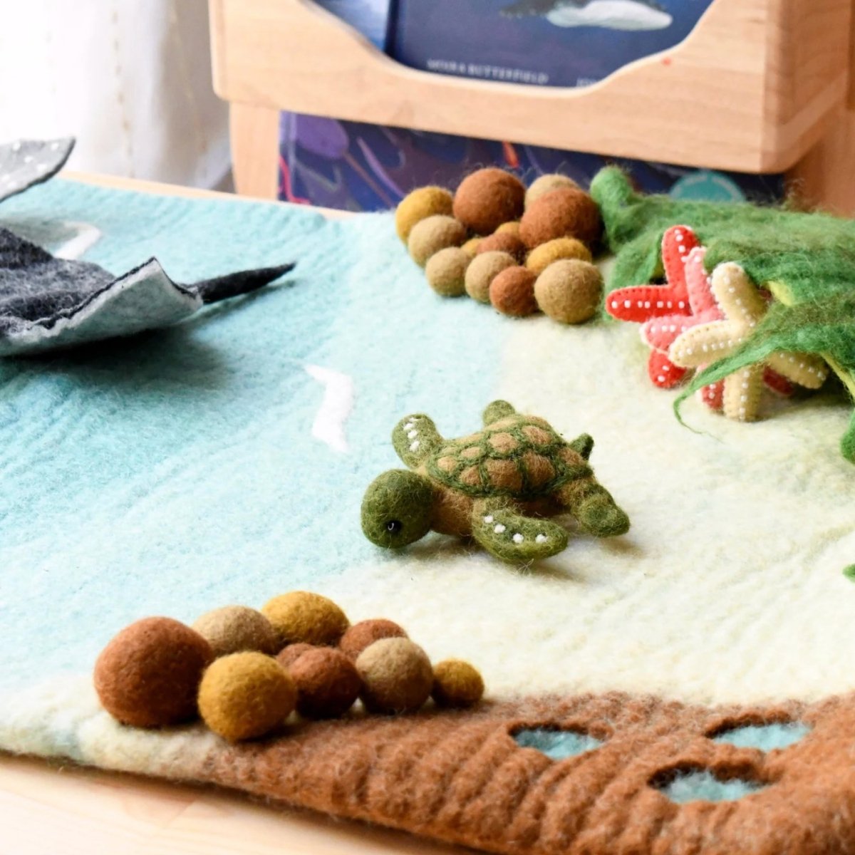 Tara Treasures | Large Sea and Rockpool Play Mat Playscape