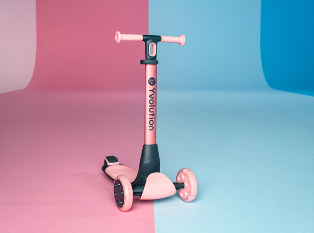 YGlider Nua Scooter (Pink) - Yvolution